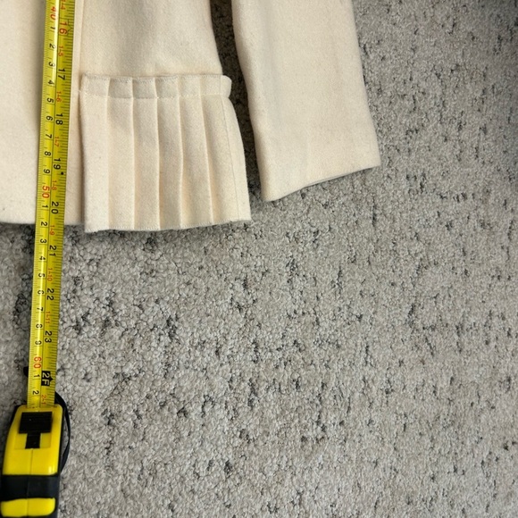 Tabitha (anthropologie) Sz. 2 will blend flower embellishrd Cream blazer EUC - Picture 9 of 13